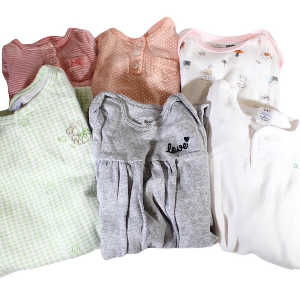 LOT of 6 Baby Girl Nightgowns Elastic Bottom Gap, Carter’s Winners OS 0-6M 3-6M